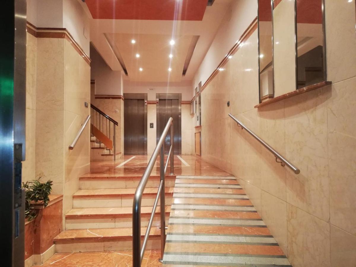 Apartamento Con Encanto "Larios Street" Apartment Malaga Exterior photo